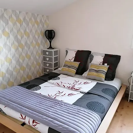 Le Scarlett Apartment